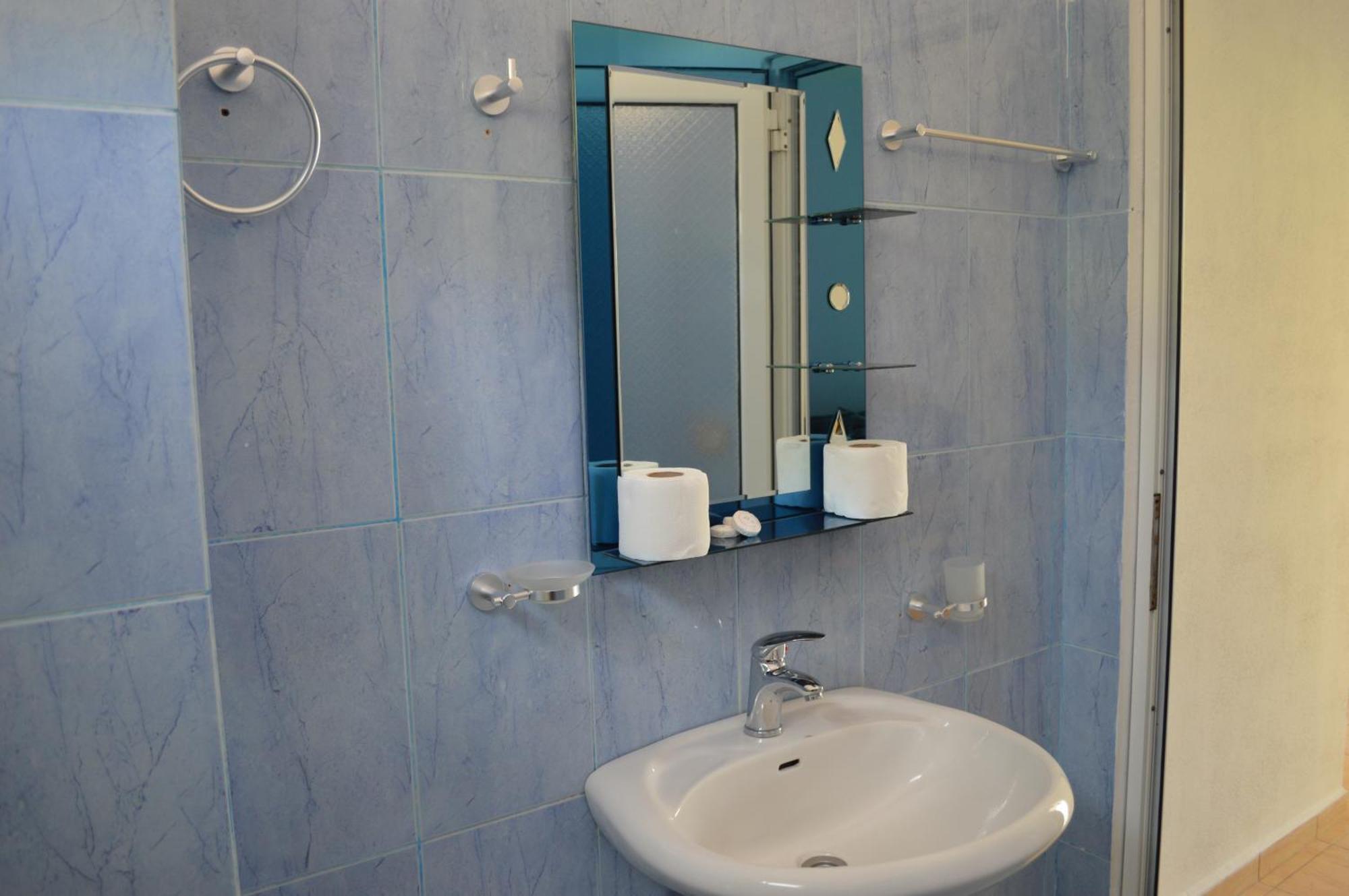 Velco Bb Himara Bed and Breakfast Εξωτερικό φωτογραφία
