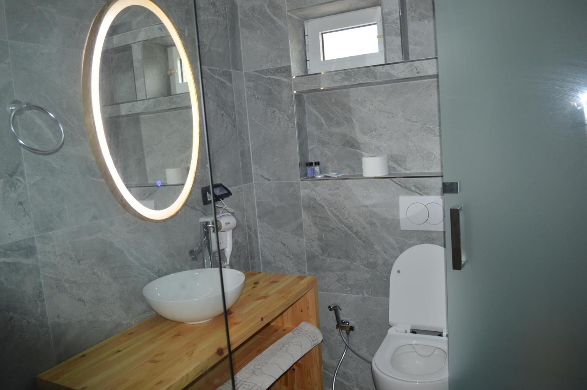 Velco Bb Himara Bed and Breakfast Εξωτερικό φωτογραφία