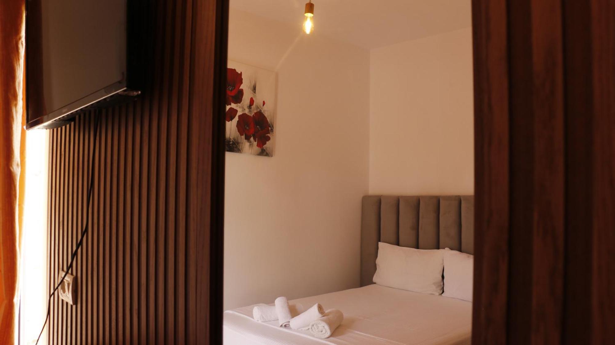 Velco Bb Himara Bed and Breakfast Εξωτερικό φωτογραφία